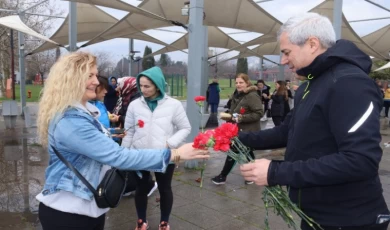 İzmit’te sağlıklı yaşam yürüyüşleri yeniden başladı