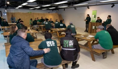 Kocaeli’de KO-MEK’ten hayvan bakıcılığı eğitimi