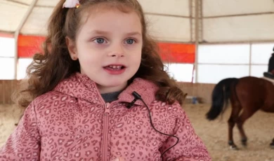 Kocaelili çocukların atlarla dostluğu