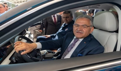 Memduh Büyükkılıç Togg’u test etti