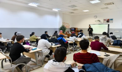 Öğrenciler YKS’ye hazırlanıyor