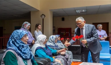 Ulu çınarlara Büyükkılıç’tan saygı