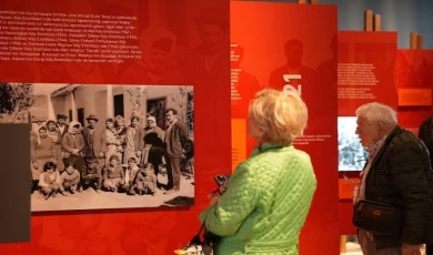 Bu dünyadan Aşık Veysel geçti