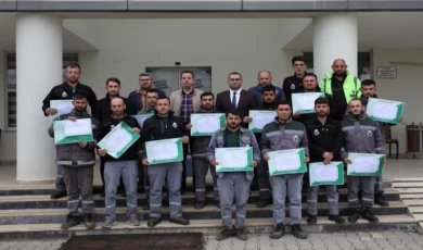 Bursa İnegöl Belediyesi’nde personele ’Bahçıvanlık’ sertifikası