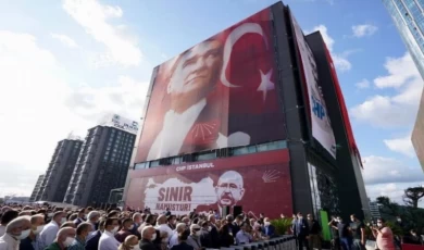 CHP İstanbul İl Başkanlığı’na saldırı iddiası!