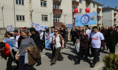 Kocaeli Gölcük’te otizm farkındalığı