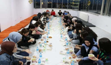 Konya’da ’Medeniyet Akademileri’nde Ramazan ruhu