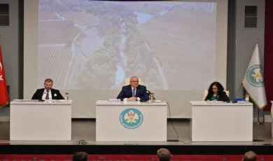 Manisa Meclisi kuraklığa dikkati çekerek uyardı!