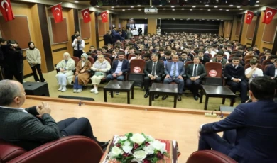 Rize’de Başkan Metin gençlerle buluşuyor