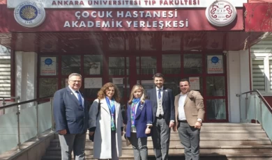 Rotary’den hastaneye tablet bağışı