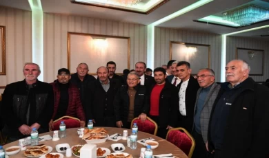 Tomarzalılar Memduh Büyükkılıç’ı iftarda ağırladı