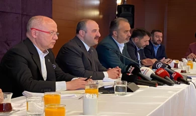 Bakan Varank’tan Bursa’da medya buluşması