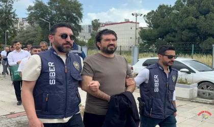 Rasim Ozan Kütahyalı’nın Mal Varlığı Nedir? Hangi Araç ve Konutları Var?