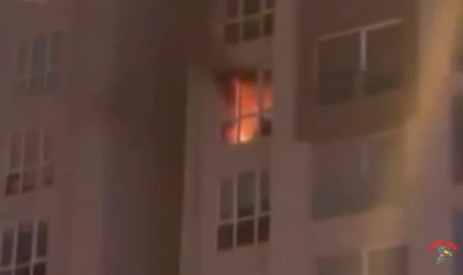 İstanbul Büyükçekmece’de 12 katlı binada yangın: Mahsur kalan 3 kişi kurtarıldı