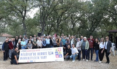 Nilüfer’de huzurevi sakinleri yaza piknikle veda etti