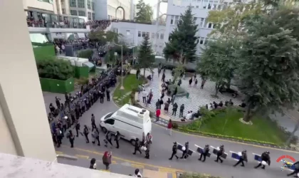Boğaziçi Üniversitesi’nde Yemekhane Ücreti 85 TL Oldu: Öğrenciler Eylem Yaptı