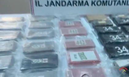 Eyüpsultan’da Durdurulan Araçtan 50 Kilo Kokain Ele Geçirildi